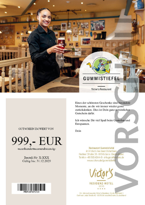 Willkommen in unserem Restaurant Gummistiefel. Eine lächelnde Mitarbeiterin serviert frisches Pils.