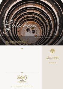 Der Lichthof des Hotel mit sienen einzelnen Etagen.